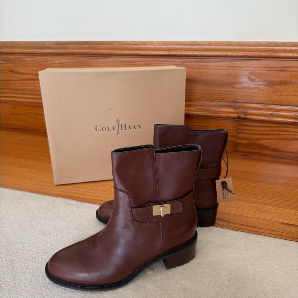 Cole Haan Kinley Short Boot II Waterproof Brown Leather Boots • Women’s Size 7 B